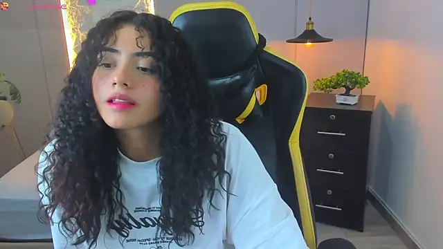 yaya23x online show from 09-13-25, 04:18