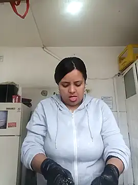 tuty Tap online show from 12-04-25, 02:49