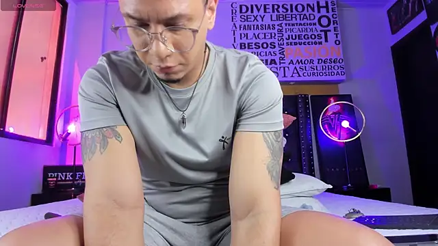 JoshMillerr  online show from 05-06-26, 06:56