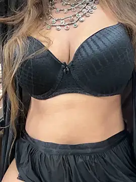 HoneyBearCpl online show from 12-21-25, 04:30