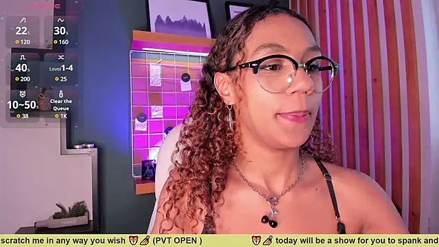 Snapshot of sade_jackson1 chatting on 02-21-25, 01:33 sade jackson1 online show from 02-21-25, 01:33