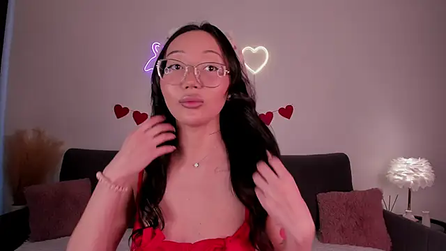 naomi asian online show from 05-30-26, 06:20