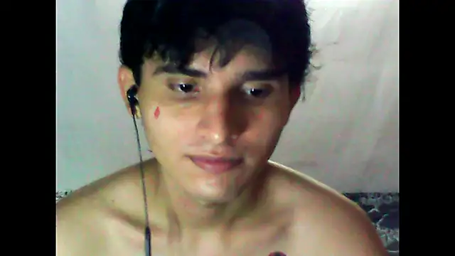 Snapshot of Charley_quin chatting on 02-24-25, 11:41 Charley quin online show from 02-24-25, 11:41
