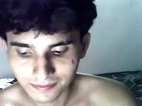 Snapshot of Charley_quin chatting on 01-28-25, 02:32 Charley quin online show from 01-28-25, 02:32