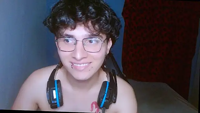 Charley quin online show from 05-04-26, 11:18