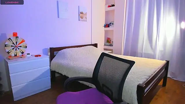 Ellista online show from 12-19-25, 08:55