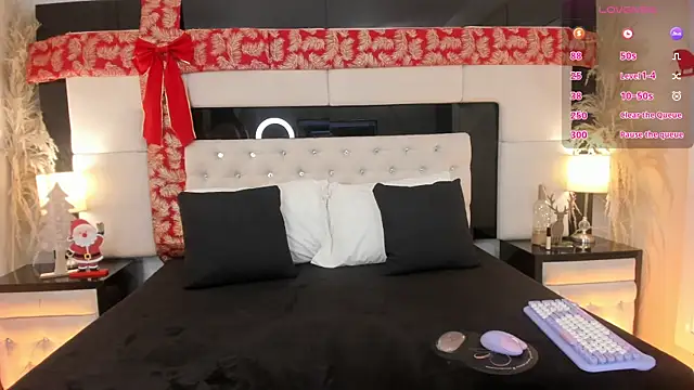 CarlaRossi  online show from 12-21-25, 08:09