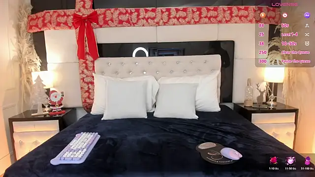 CarlaRossi  online show from 12-22-25, 09:37