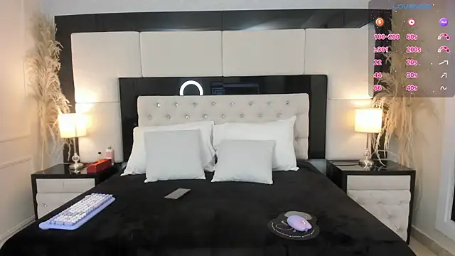 CarlaRossi  online show from 11-20-25, 07:58