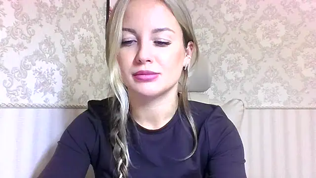 jennifer838 online show from 10-08-25, 03:02