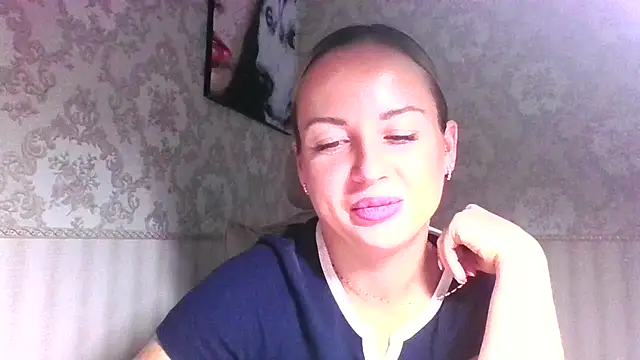 jennifer838 online show from 10-06-25, 12:06