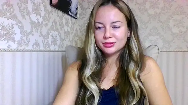 jennifer838 online show from 11-11-25, 07:19