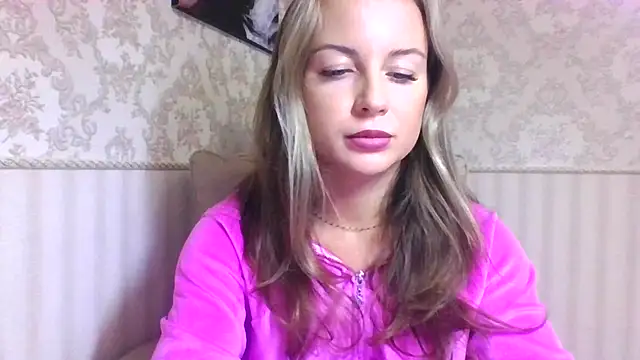 jennifer838 online show from 09-15-25, 12:49