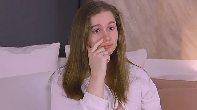 EllieHayes online show from 03-19-26, 09:59