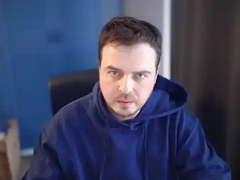 Snapshot of CuteMan33 chatting on 02-02-26, 11:31 CuteMan33 online show from 02-02-26, 11:31