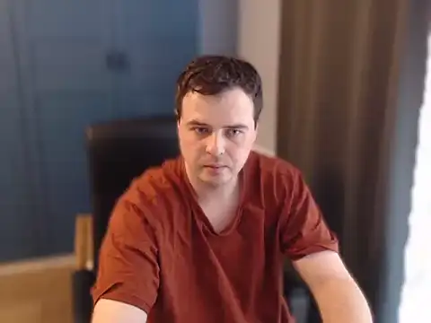 Snapshot of CuteMan33 chatting on 11-01-25, 01:38 CuteMan33 online show from 11-01-25, 01:38