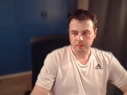 CuteMan33 online show from 05-08-26, 10:24