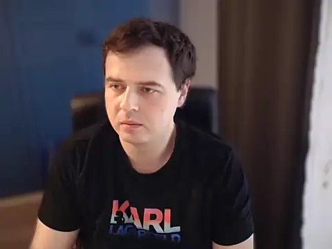 Snapshot of CuteMan33 chatting on 12-16-25, 11:25 CuteMan33 online show from 12-16-25, 11:25