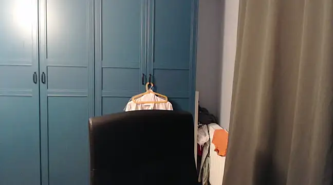 Snapshot of CuteMan33 chatting on 02-20-25, 02:18 CuteMan33 online show from 02-20-25, 02:18