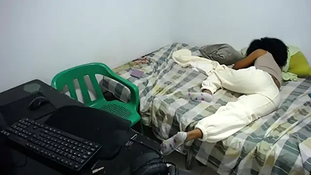 Snapshot of fabitokr chatting on 11-18-25, 08:34 fabitokr online show from 11-18-25, 08:34