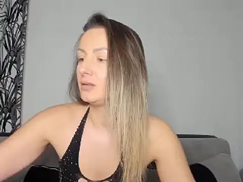 AudreyJoy online show from 02-16-25, 01:14