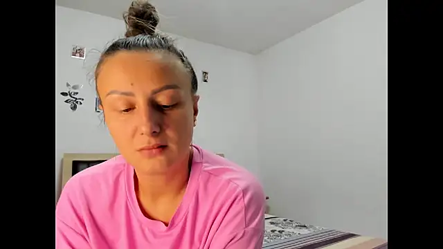 AudreyJoy online show from 09-26-25, 11:39