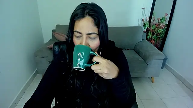 Snapshot of Adele_Sweett chatting on 02-24-26, 11:00 Adele Sweett online show from 02-24-26, 11:00