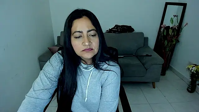 Snapshot of Adele_Sweett chatting on 03-23-26, 10:37 Adele Sweett online show from 03-23-26, 10:37