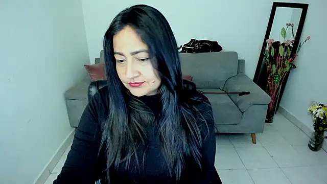 Snapshot of Adele_Sweett chatting on 03-24-26, 10:59 Adele Sweett online show from 03-24-26, 10:59