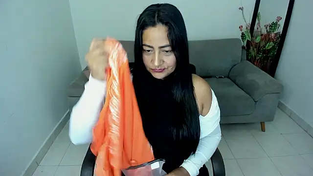 Snapshot of Adele_Sweett chatting on 03-02-26, 11:06 Adele Sweett online show from 03-02-26, 11:06