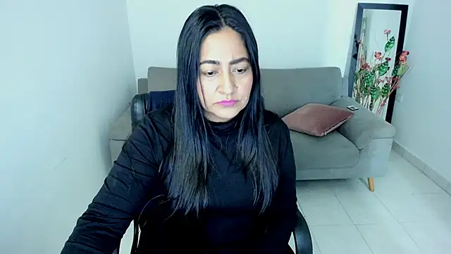 Adele Sweett online show from 09-24-25, 10:44