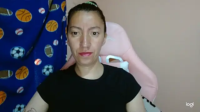 Snapshot of kaybabyhot chatting on 05-24-26, 01:22 kaybabyhot online show from 05-24-26, 01:22