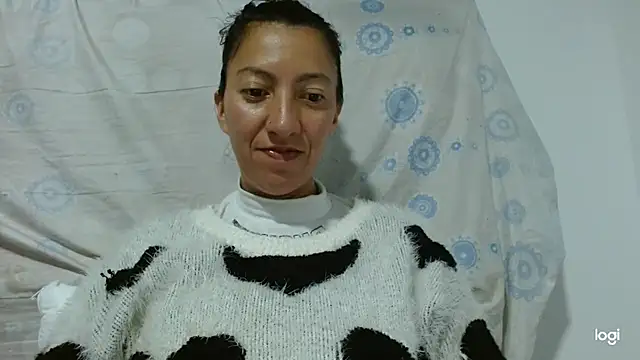 Snapshot of kaybabyhot chatting on 09-22-25, 03:34 kaybabyhot online show from 09-22-25, 03:34