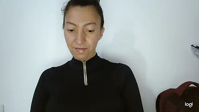 Snapshot of kaybabyhot chatting on 09-09-25, 03:43 kaybabyhot online show from 09-09-25, 03:43