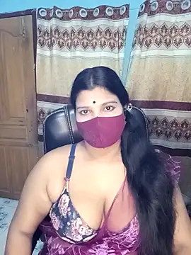 Hot-Angel  online show from 09-18-25, 04:21