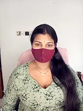 Hot-Angel  online show from 11-05-25, 04:15