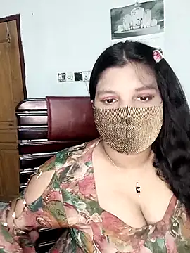 Hot-Angel  online show from 04-28-26, 02:49