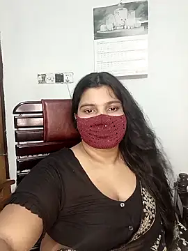 Hot-Angel  online show from 03-08-26, 06:44