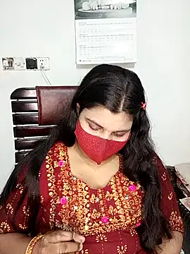 Hot-Angel  online show from 02-05-26, 05:42