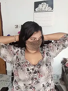 Hot-Angel  online show from 06-06-26, 01:22