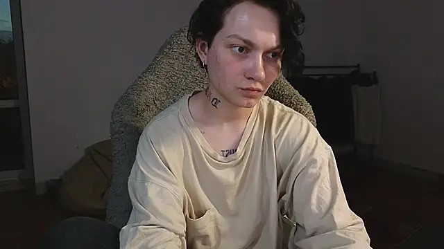Snapshot of esajukyy chatting on 06-14-26, 03:57 esajukyy online show from 06-14-26, 03:57