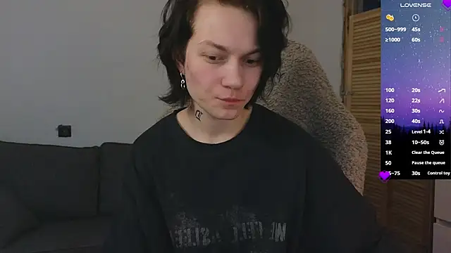 esajukyy online show from 04-11-26, 01:04