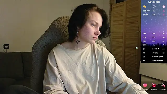 esajukyy online show from 02-28-26, 01:00