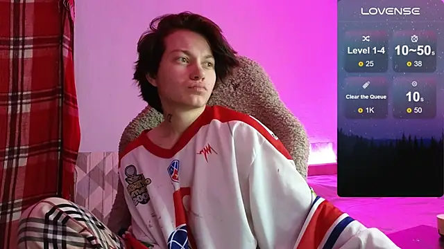 esajukyy online show from 11-14-25, 09:13