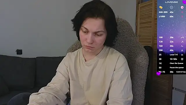 Snapshot of esajukyy chatting on 04-22-26, 01:07 esajukyy online show from 04-22-26, 01:07