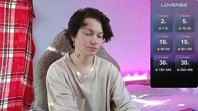 esajukyy online show from 10-25-25, 04:33