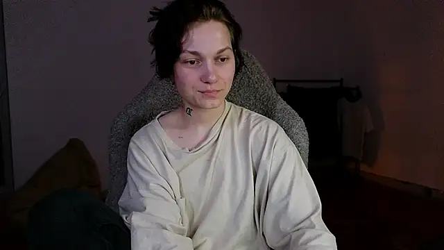 Snapshot of esajukyy chatting on 05-18-26, 03:39 esajukyy online show from 05-18-26, 03:39