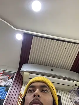 Snapshot of Onlyjishan chatting on 01-02-25, 01:08 Onlyjishan online show from 01-02-25, 01:08