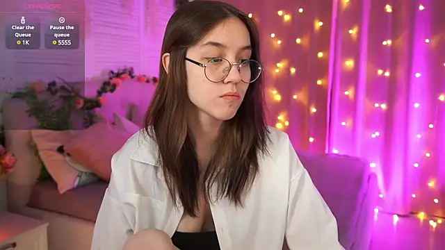 AmeliaMead online show from 03-09-25, 05:33