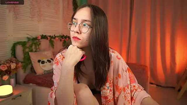 AmeliaMead online show from 02-21-25, 09:02